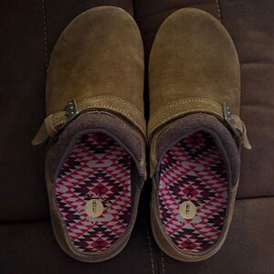 REVITALIGN Brown Suede Slip-On Shoes